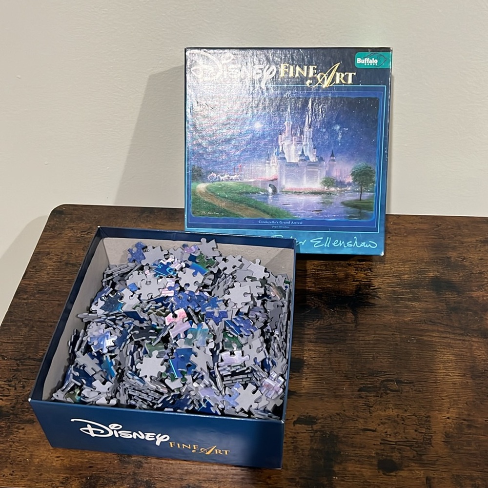 Disney Fine Art Puzzle Cinderella’s Grand Arrival Castle 1000 Pc SALE 🔴3/$25! - Picture 3 of 3